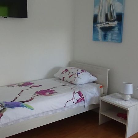 Apartmani Rina Шибеник Екстер'єр фото