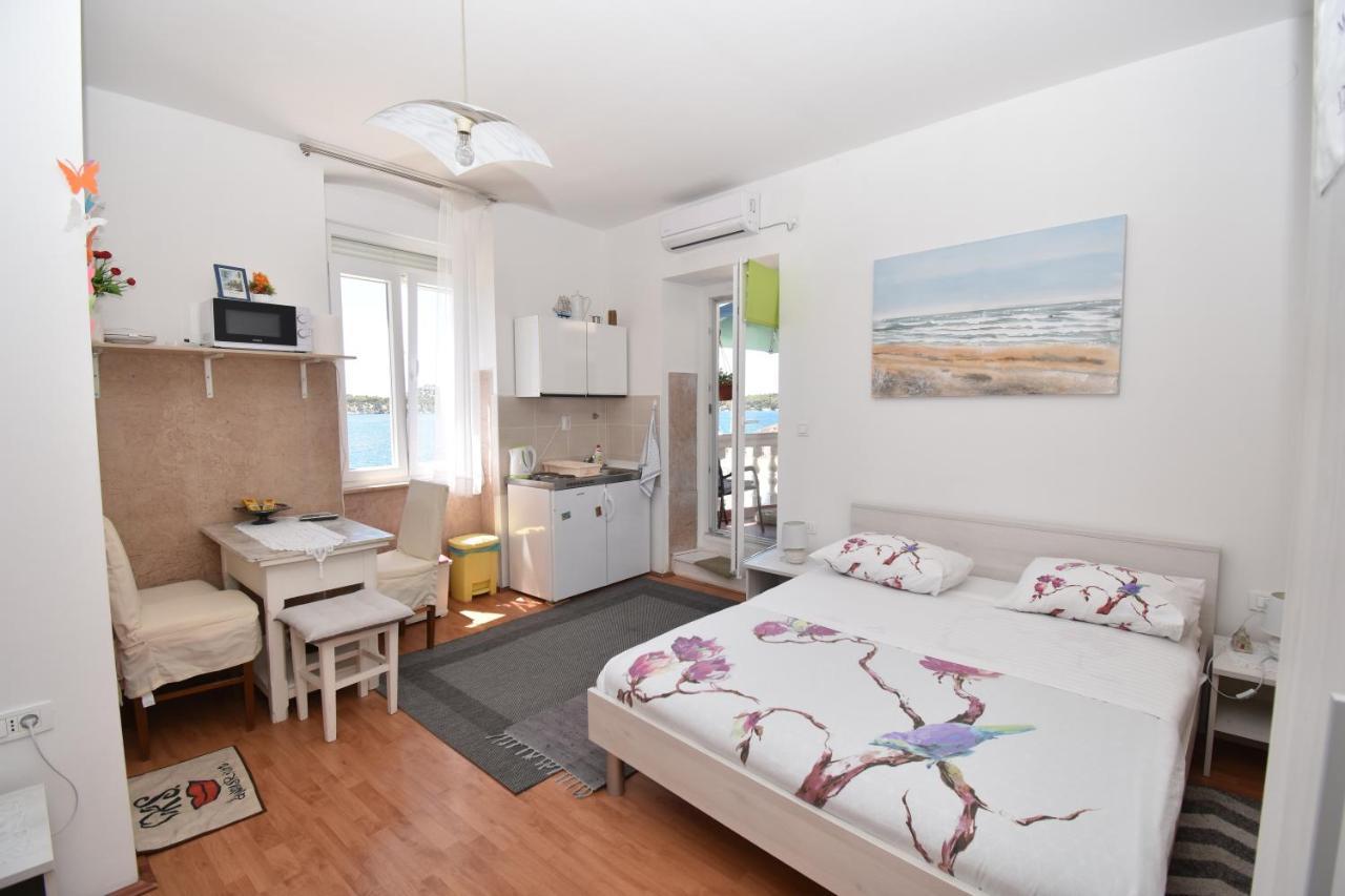 Apartmani Rina Шибеник Екстер'єр фото