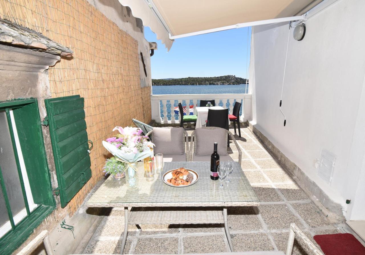 Apartmani Rina Шибеник Екстер'єр фото
